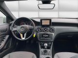 Mercedes-Benz A-Klasse bei Gebrauchtwagen.expert - Abbildung (4 / 15)
