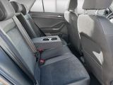 VW T-Roc bei Gebrauchtwagen.expert - Abbildung (8 / 15) VW T-Roc bei Gebrauchtwagen.expert - Abbildung (8 / 15)