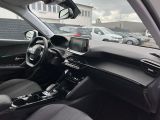 Peugeot 2008 bei Gebrauchtwagen.expert - Abbildung (13 / 15)