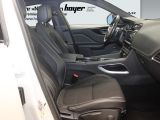 Jaguar F-Pace bei Gebrauchtwagen.expert - Abbildung (6 / 15) Jaguar F-Pace bei Gebrauchtwagen.expert - Abbildung (6 / 15)