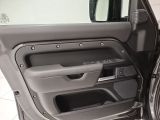 Land Rover Defender bei Gebrauchtwagen.expert - Abbildung (11 / 15) Land Rover Defender bei Gebrauchtwagen.expert - Abbildung (11 / 15)