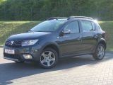 Dacia Sandero bei Gebrauchtwagen.expert - Abbildung (2 / 15) Dacia Sandero bei Gebrauchtwagen.expert - Abbildung (2 / 15)