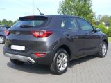 Kia Stonic bei Gebrauchtwagen.expert - Abbildung (5 / 15)