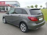 Mercedes-Benz B-Klasse bei Gebrauchtwagen.expert - Abbildung (3 / 15) Mercedes-Benz B-Klasse bei Gebrauchtwagen.expert - Abbildung (3 / 15)