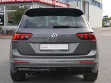 VW Tiguan bei Gebrauchtwagen.expert - Abbildung (4 / 15) VW Tiguan bei Gebrauchtwagen.expert - Abbildung (4 / 15)