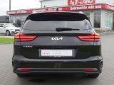 Kia Ceed bei Gebrauchtwagen.expert - Abbildung (4 / 15) Kia Ceed bei Gebrauchtwagen.expert - Abbildung (4 / 15)