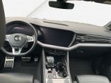 VW Touareg bei Gebrauchtwagen.expert - Abbildung (8 / 15)
