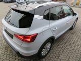 Seat Arona bei Gebrauchtwagen.expert - Abbildung (10 / 15) Seat Arona bei Gebrauchtwagen.expert - Abbildung (10 / 15)