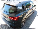 Seat Arona bei Gebrauchtwagen.expert - Abbildung (10 / 15) Seat Arona bei Gebrauchtwagen.expert - Abbildung (10 / 15)