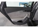Audi A4 bei Gebrauchtwagen.expert - Abbildung (13 / 15)