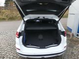 Ford Mondeo Turnier bei Gebrauchtwagen.expert - Abbildung (8 / 15) Ford Mondeo Turnier bei Gebrauchtwagen.expert - Abbildung (8 / 15)