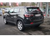 Jeep Compass bei Gebrauchtwagen.expert - Abbildung (6 / 15) Jeep Compass bei Gebrauchtwagen.expert - Abbildung (6 / 15)