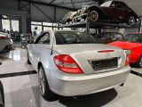 Mercedes-Benz SLK-Klasse bei Gebrauchtwagen.expert - Abbildung (13 / 15) Mercedes-Benz SLK-Klasse bei Gebrauchtwagen.expert - Abbildung (13 / 15)