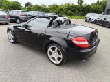 Mercedes-Benz SLK-Klasse bei Gebrauchtwagen.expert - Abbildung (13 / 15)