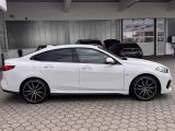 BMW 2er bei Gebrauchtwagen.expert - Abbildung (8 / 15)