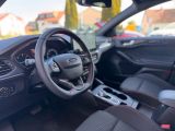 Ford Focus ST bei Gebrauchtwagen.expert - Abbildung (13 / 15) Ford Focus ST bei Gebrauchtwagen.expert - Abbildung (13 / 15)