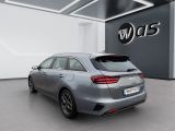 Kia Ceed bei Gebrauchtwagen.expert - Abbildung (8 / 15) Kia Ceed bei Gebrauchtwagen.expert - Abbildung (8 / 15)