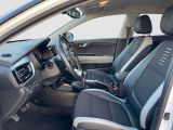 Kia Stonic bei Gebrauchtwagen.expert - Abbildung (10 / 15)