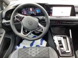 VW Golf VIII bei Gebrauchtwagen.expert - Abbildung (7 / 14)