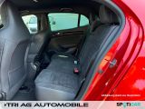 Renault Megane bei Gebrauchtwagen.expert - Abbildung (14 / 15) Renault Megane bei Gebrauchtwagen.expert - Abbildung (14 / 15)