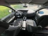 Renault Scenic bei Gebrauchtwagen.expert - Abbildung (7 / 15)