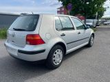 VW Golf bei Gebrauchtwagen.expert - Abbildung (12 / 15)