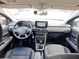 Dacia Jogger bei Gebrauchtwagen.expert - Abbildung (11 / 15) Dacia Jogger bei Gebrauchtwagen.expert - Abbildung (11 / 15)