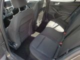 Ford Focus Turnier bei Gebrauchtwagen.expert - Abbildung (4 / 8) Ford Focus Turnier bei Gebrauchtwagen.expert - Abbildung (4 / 8)