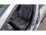 Volvo XC60 bei Gebrauchtwagen.expert - Abbildung (8 / 15) Volvo XC60 bei Gebrauchtwagen.expert - Abbildung (8 / 15)