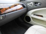 Jaguar XK bei Gebrauchtwagen.expert - Abbildung (9 / 15)