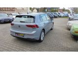 VW Golf VIII bei Gebrauchtwagen.expert - Abbildung (4 / 15)