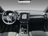 Volvo XC40 bei Gebrauchtwagen.expert - Abbildung (9 / 15)