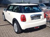 Mini One bei Gebrauchtwagen.expert - Abbildung (2 / 15)