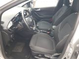 Ford Fiesta bei Gebrauchtwagen.expert - Abbildung (9 / 15) Ford Fiesta bei Gebrauchtwagen.expert - Abbildung (9 / 15)
