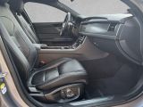 Jaguar XF bei Gebrauchtwagen.expert - Abbildung (4 / 10)