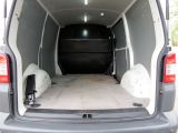 VW T5 Transporter bei Gebrauchtwagen.expert - Abbildung (8 / 15) VW T5 Transporter bei Gebrauchtwagen.expert - Abbildung (8 / 15)