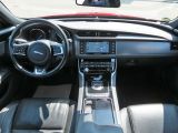 Jaguar XF bei Gebrauchtwagen.expert - Abbildung (8 / 15) Jaguar XF bei Gebrauchtwagen.expert - Abbildung (8 / 15)
