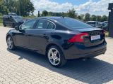 Volvo S60 bei Gebrauchtwagen.expert - Abbildung (8 / 15) Volvo S60 bei Gebrauchtwagen.expert - Abbildung (8 / 15)