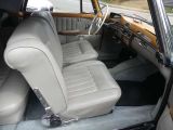 Mercedes-Benz 220 bei Gebrauchtwagen.expert - Abbildung (11 / 15)