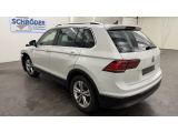 VW Tiguan bei Gebrauchtwagen.expert - Abbildung (4 / 10) VW Tiguan bei Gebrauchtwagen.expert - Abbildung (4 / 10)