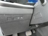 Opel Astra bei Gebrauchtwagen.expert - Abbildung (13 / 15) Opel Astra bei Gebrauchtwagen.expert - Abbildung (13 / 15)