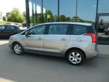 Peugeot 5008 bei Gebrauchtwagen.expert - Abbildung (4 / 15)