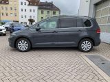 VW Touran bei Gebrauchtwagen.expert - Abbildung (8 / 15) VW Touran bei Gebrauchtwagen.expert - Abbildung (8 / 15)