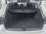 BMW 3 Touring 318d bei Gebrauchtwagen.expert - Abbildung (10 / 15)