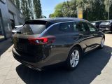 Opel Insignia bei Gebrauchtwagen.expert - Abbildung (3 / 13) Opel Insignia bei Gebrauchtwagen.expert - Abbildung (3 / 13)