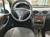 Mercedes-Benz A-Klasse bei Gebrauchtwagen.expert - Abbildung (10 / 14) Mercedes-Benz A-Klasse bei Gebrauchtwagen.expert - Abbildung (10 / 14)