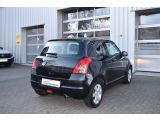 Suzuki Swift bei Gebrauchtwagen.expert - Abbildung (8 / 15)