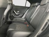 Mercedes-Benz A-Klasse bei Gebrauchtwagen.expert - Abbildung (12 / 15) Mercedes-Benz A-Klasse bei Gebrauchtwagen.expert - Abbildung (12 / 15)