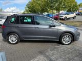 VW Golf Sportsvan bei Gebrauchtwagen.expert - Abbildung (2 / 15)