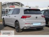 VW Golf VIII bei Gebrauchtwagen.expert - Abbildung (5 / 15)